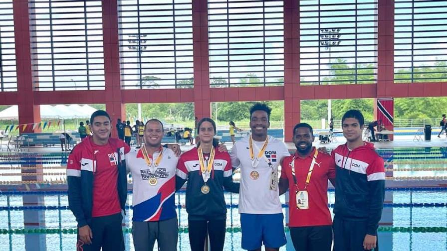 Josué Domínguez conquista dos medallas de oro en Panam Aquatics