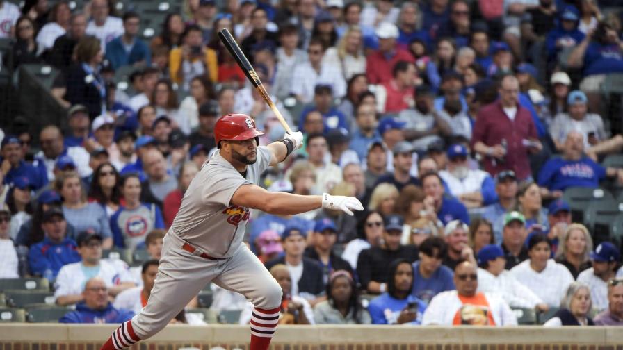 Pujols supera a Molitor en el noveno lugar en hit de todos los tiempos