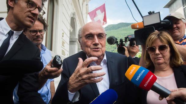 Joseph Blatter a juicio; evita declarar ante del inicio de la audiencia