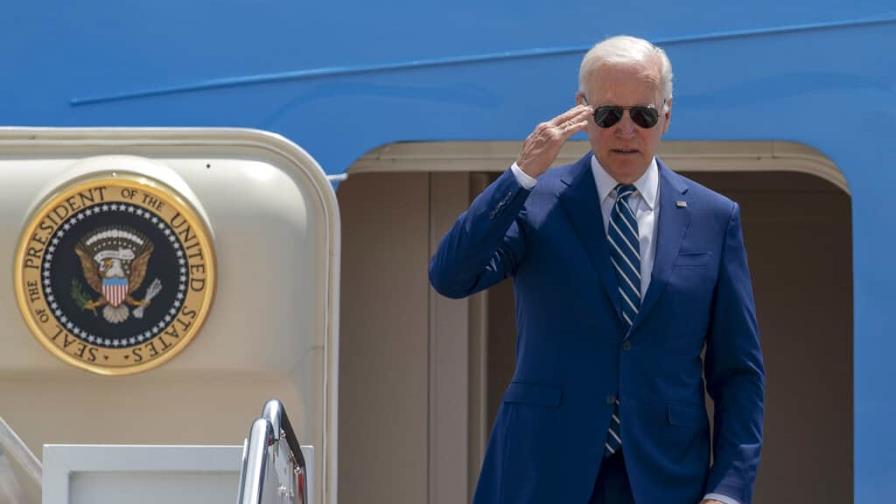 Biden aterriza en Los Ángeles para participar en la Cumbre de las Américas