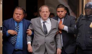 Harvey Weinstein afronta dos cargos por abusos a una mujer en Londres