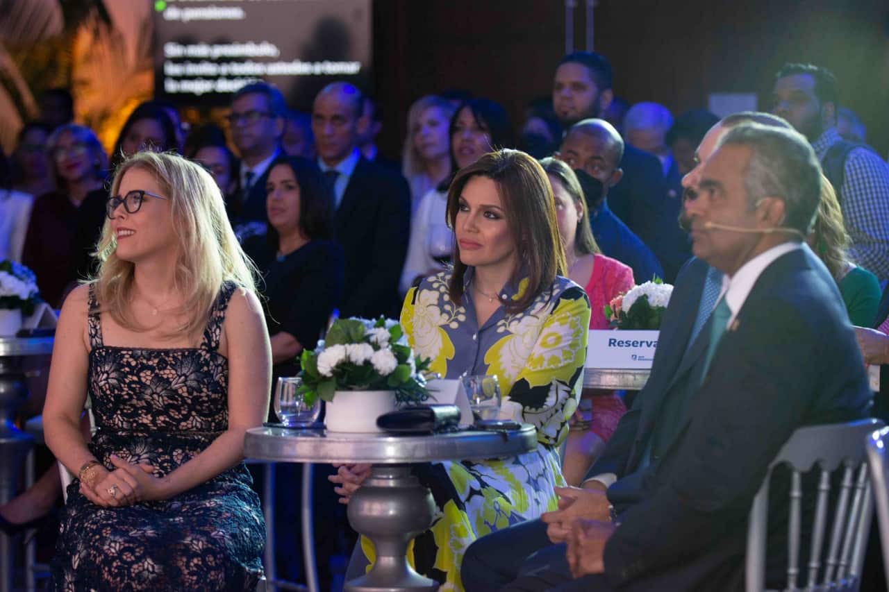 Carmen Barceló, Noelia García de Pereyra y Joel Santos.