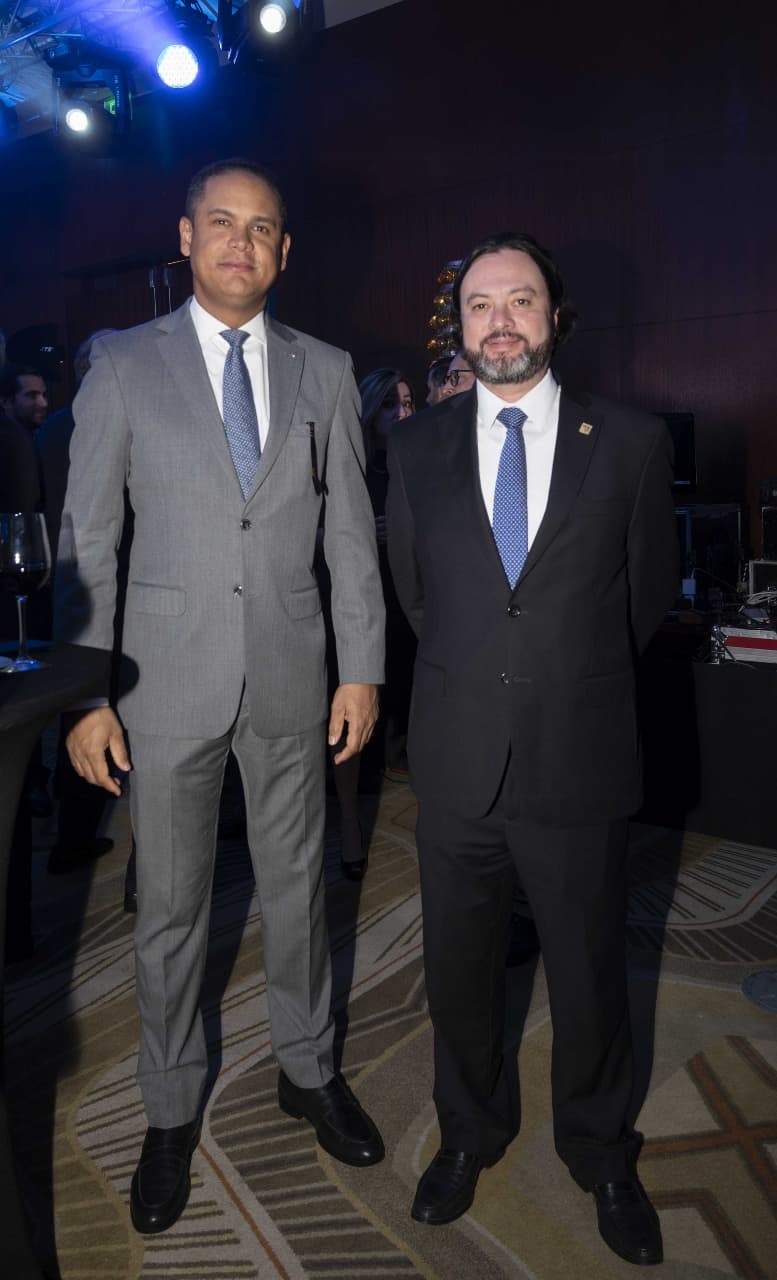 Gregori Soriano y Roberto Caban~as.