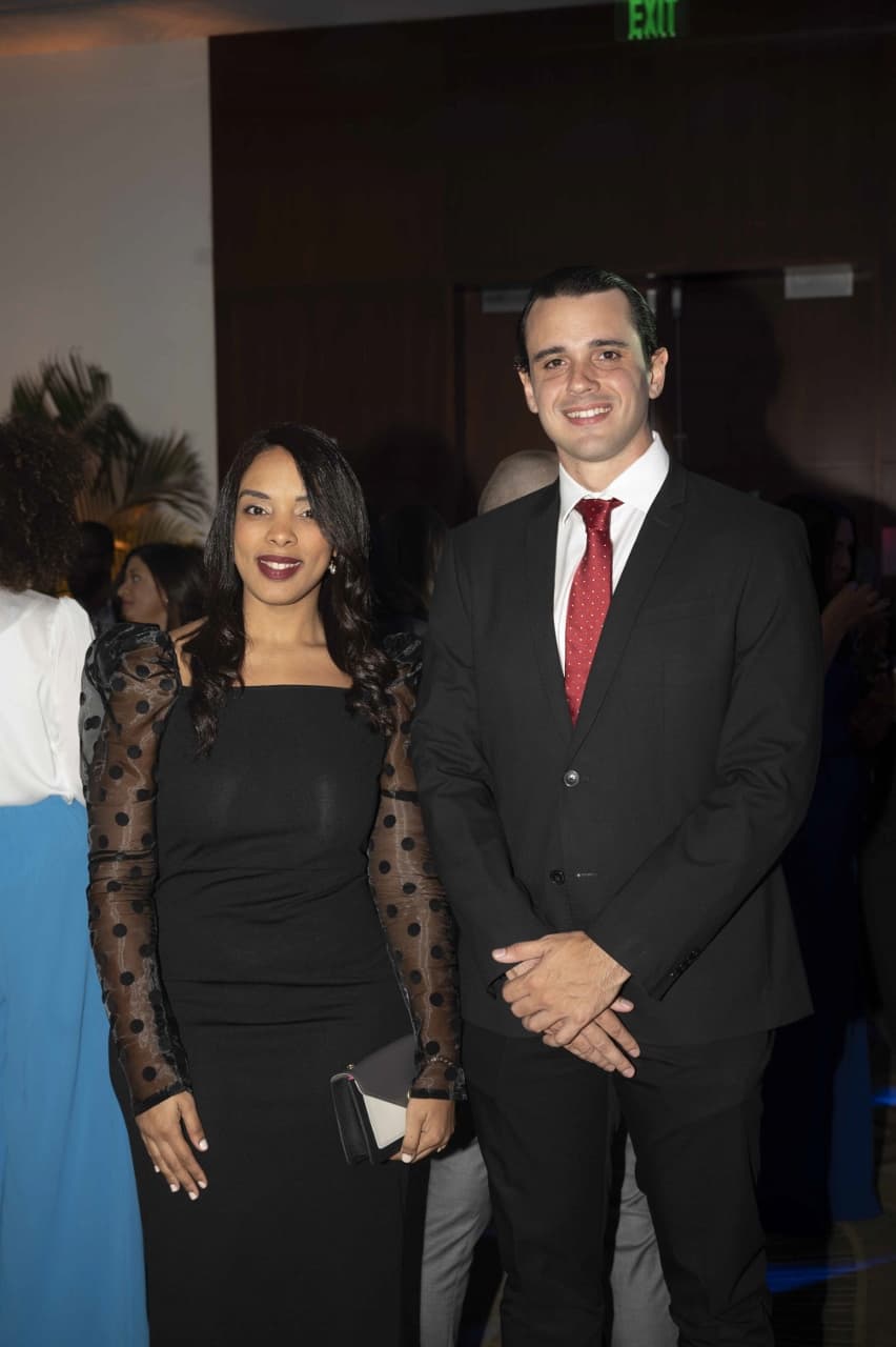 Melissa Matos y Axel Castro.