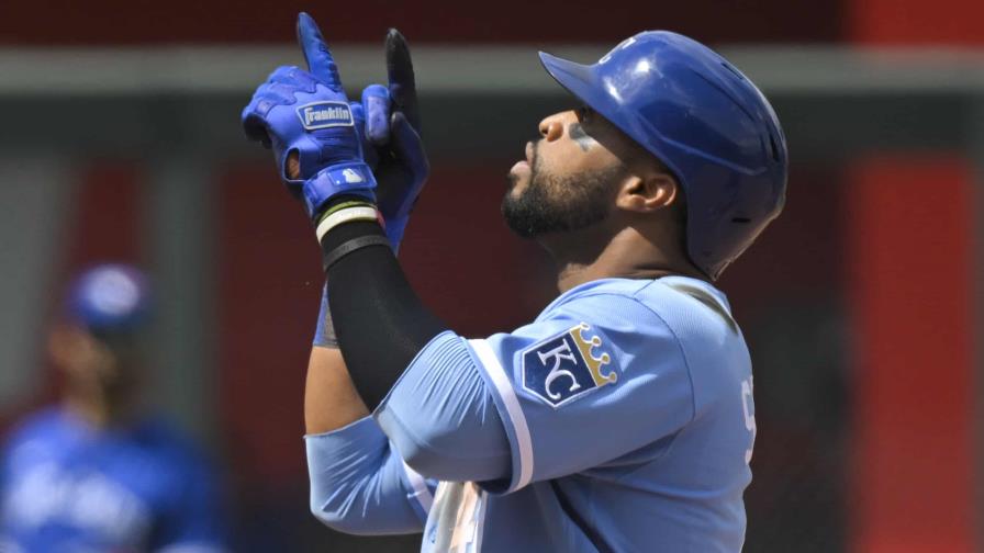 Bates de Reales despiertan en triunfo ante Azulejos