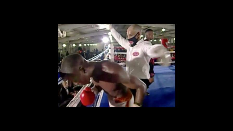 Muere boxeador sudafricano por lesión cerebral tras un combate Muere boxeador sudafricano por lesión cerebral tras un combate
