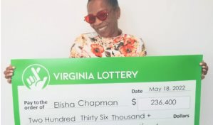 &iexcl;Ins&oacute;lito! Mujer compra 54 boletos de loter&iacute;a y todos resultan ganadores