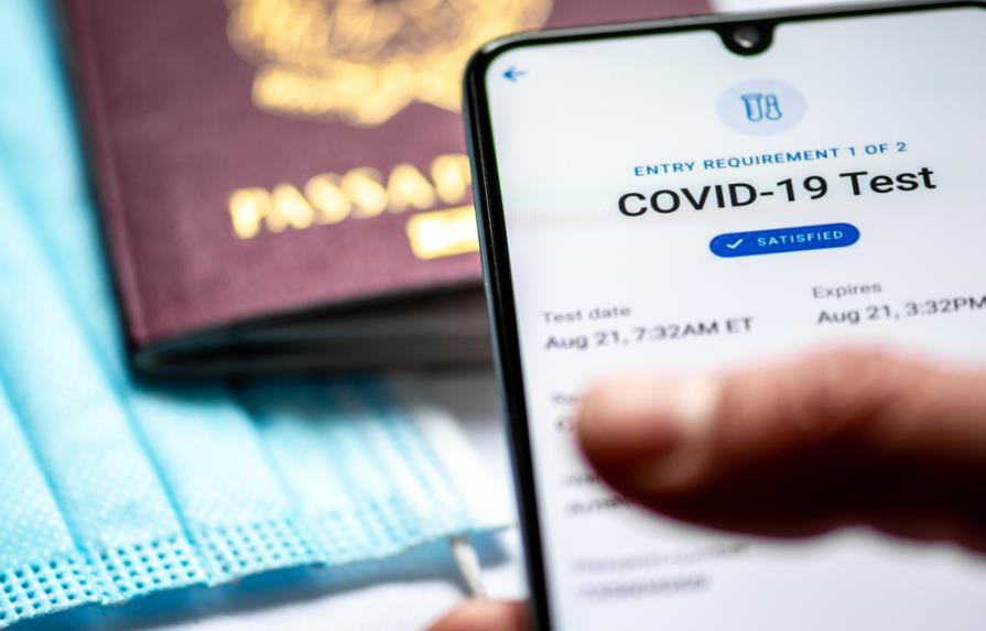 EEUU elimina prueba de COVID-19 obligatoria para viajeros 