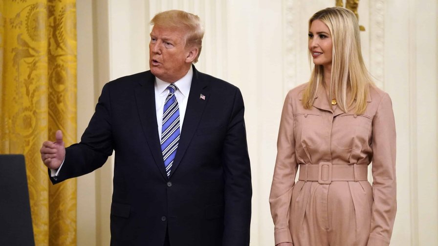 Trump critica a su hija Ivanka por sus comentarios sobre la toma de Capitolio