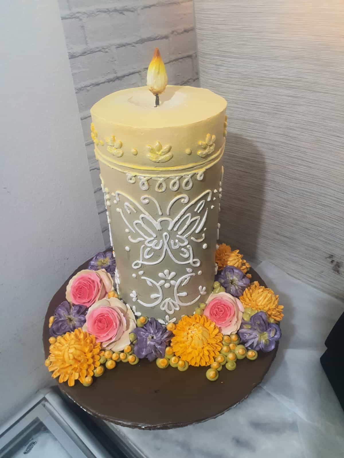 Creaciones de Lilli creadas a base de suspiro moderno dominicano.