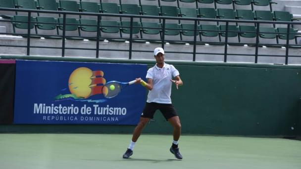 Roberto Cid a cuartos de final en M25 Santo Domingo