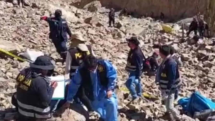 Gobierno de Perú impone estado de emergencia por muerte de 14 mineros