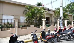 Var&iacute;an prisi&oacute;n por arresto domiciliario a regidor acusado de violar menor en Santiago Rodr&iacute;guez