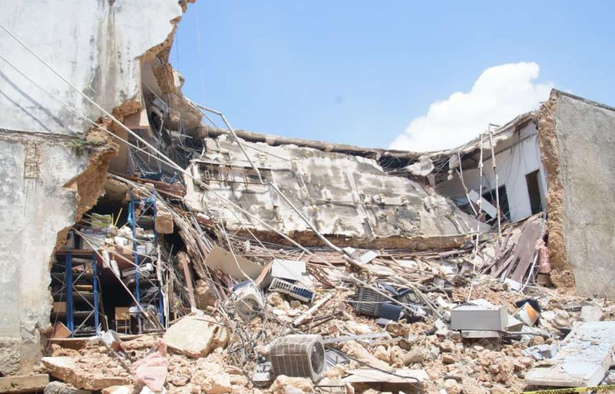 Informe preliminar indica que construcción de hotel influyó en colapso de techo del Codia