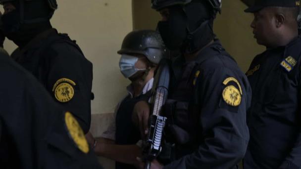 Dictan un año de prisión preventiva contra matador de Orlando Jorge Mera