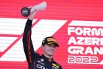 Verstappen gana en Azerbaiyán y abandono de Leclerc