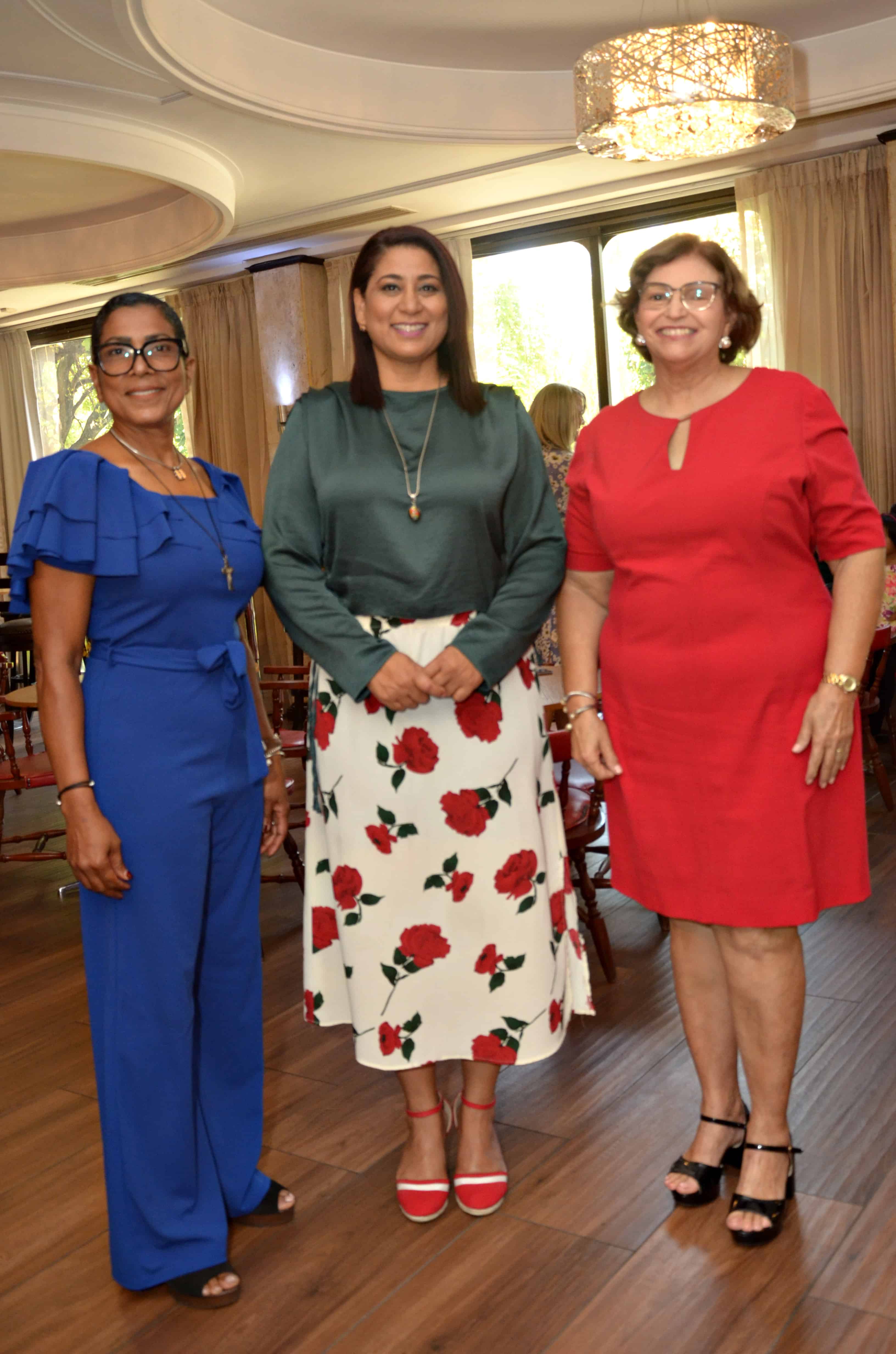 Jacqueline Lamarche, Yenny Polanco Lovera y Dania Goris.