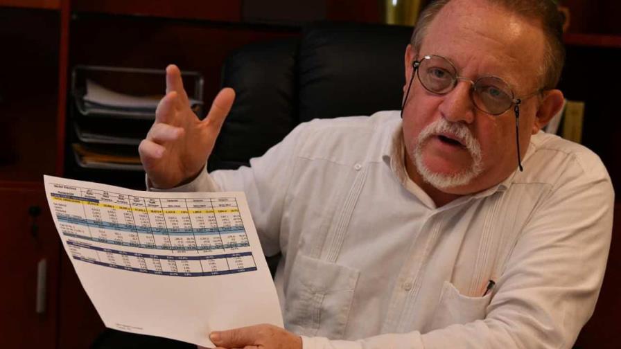 Economista dice conversión de plantas a gas natural ahorró al país 235 millones de dólares Economista dice conversión de plantas a gas natural ahorró al país 235 millones de dólares