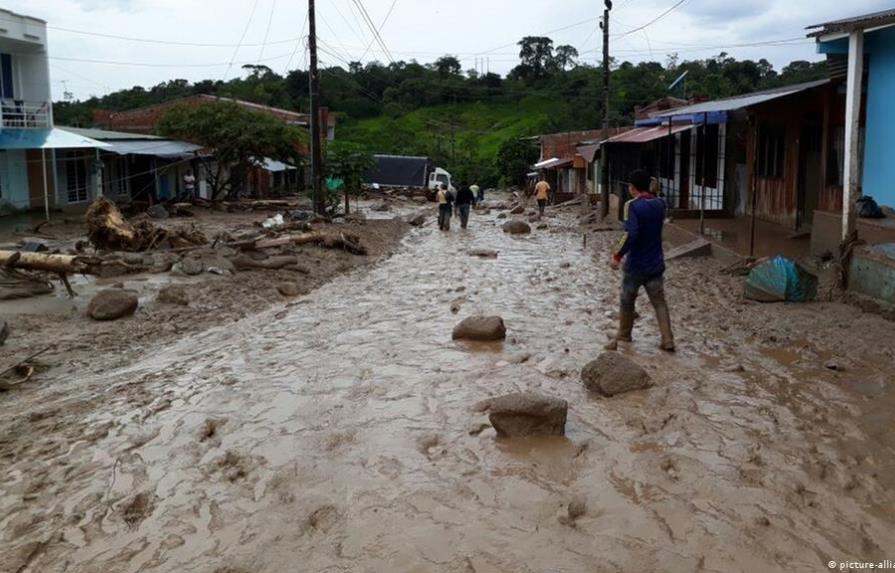 Lluvias dejan 80 muertos y más de 34,000 familias damnificadas en Colombia