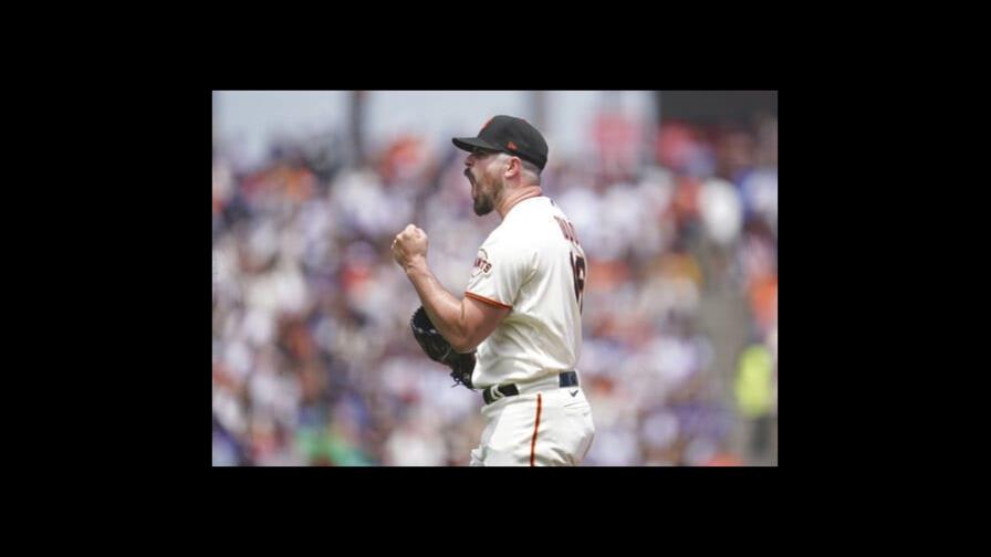 Carlos Rodón lidera blanqueada a Dodgers y Gigantes barren la serie Carlos Rodón lidera blanqueada a Dodgers y Gigantes barren la serie