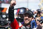 NASCAR: Mexicano Suárez logra triunfo histórico en Sonoma NASCAR: Mexicano Suárez logra triunfo histórico en Sonoma