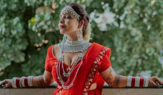Joven de 24 años se casa consigo misma en la India