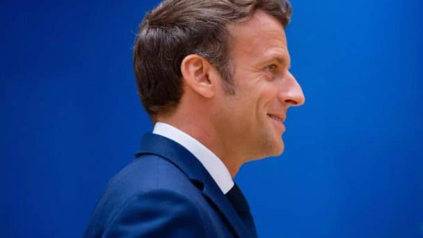 Macron se impone por estrecho margen a la izquierda en Francia, según resultados oficiales