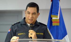 Director de la Policía advierte a agentes que no existe espacio para negociar con delincuentes o protegerlos