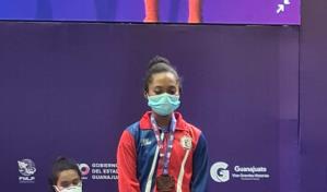 Rosailiz Santana, primera dominicana en ganar medalla en Mundial de Pesas sub-17
