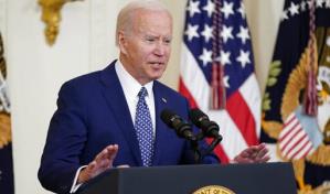 Biden propone más protecciones para las víctimas de abuso y estudiantes trans