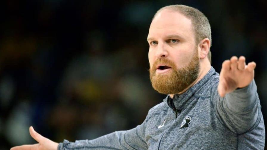 Grizzlies extienden contrato del entrenador Jenkins Grizzlies extienden contrato del entrenador Jenkins