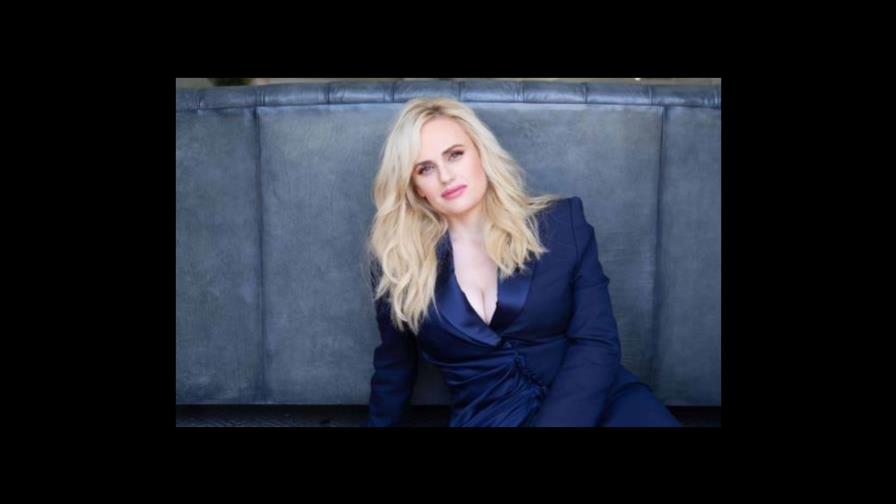 Periódico se disculpa por presionar a la actriz Rebel Wilson para salir del clóset Periódico se disculpa por presionar a la actriz Rebel Wilson para salir del clóset