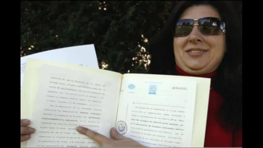 Mujer que asegura es “dueña” del Sol quiere cobrar impuesto por su uso