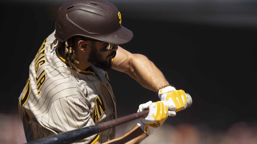 Fernando Tatis Jr. sigue sin recibir la alta para hacer swing Fernando Tatis Jr. sigue sin recibir la alta para hacer swing