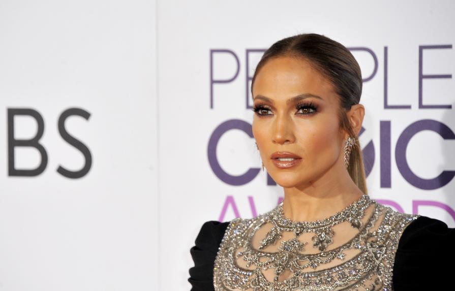Jennifer Lopez dará una ayuda multimillonaria empresarias latinas