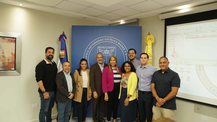 La PUCMM celebra la décima quinta gala de la Semana Más Corta