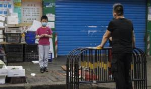 Pekín frena la reapertura ante uno de sus mayores rebrotes de Covid