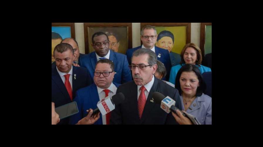 Asjana exhorta a maestros y estudiantes votar en elecciones de la UASD Asjana exhorta a maestros y estudiantes votar en elecciones de la UASD