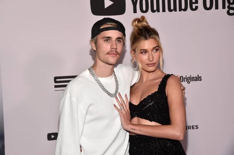 Así ha evolucionado la salud de Justin Bieber tras su parálisis facial, según su esposa