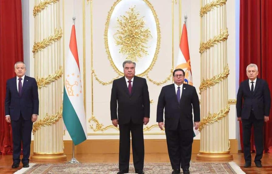 Embajador dominicano presenta credenciales en la República Tayikistán