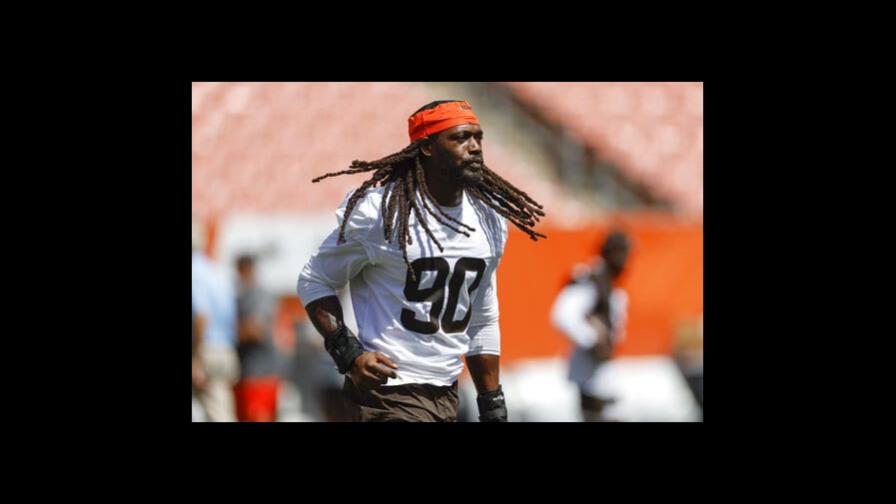 Jadeveon Clowney dice que volvió a Browns gracias a Watson