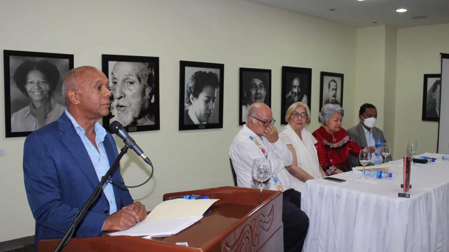 Ponen en circulación libro “Escritos Políticos de Maximiliano Gómez El Moreno”