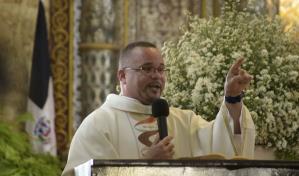 Párroco Frankeli Rodríguez llama a dominicanos a enfrentar males de la sociedad