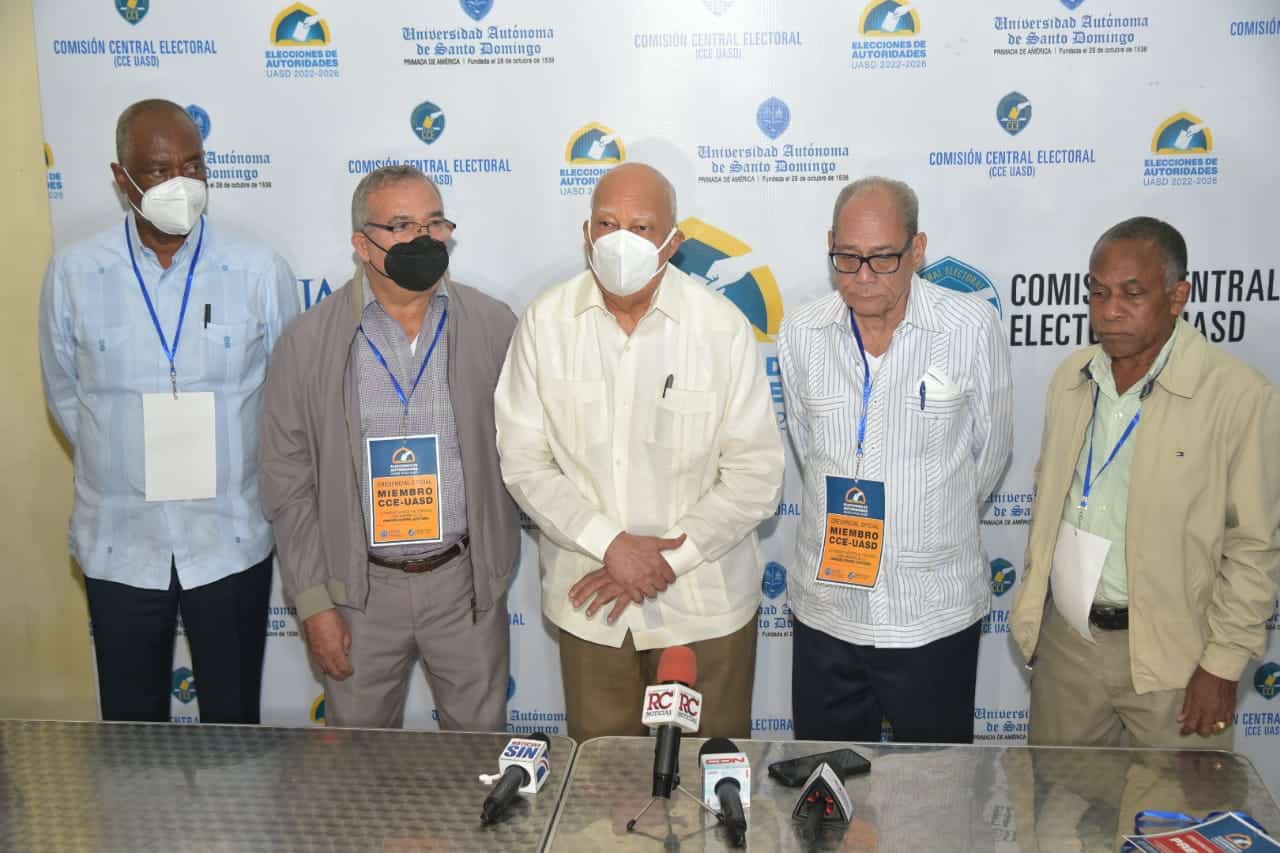 La Comisión Central Electoral de la Universidad Autónoma de Santo Domingo (UASD).
