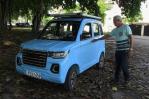 Carros eléctricos empiezan a desplazar a los viejos automóviles americanos en Cuba