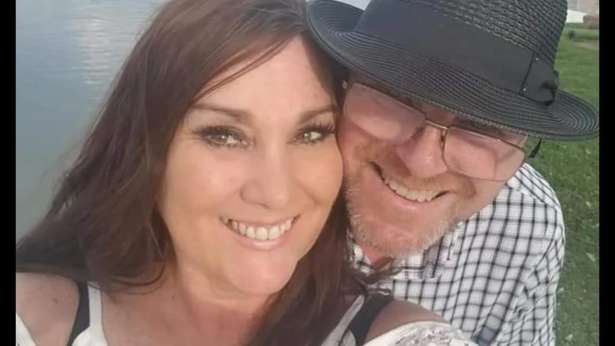 Mujer adicta al matrimonio está buscando a su esposo número 12