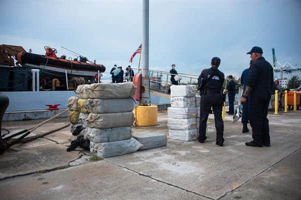 La Guardia Costera desembarca en Florida cocaína por 99 millones de dólares