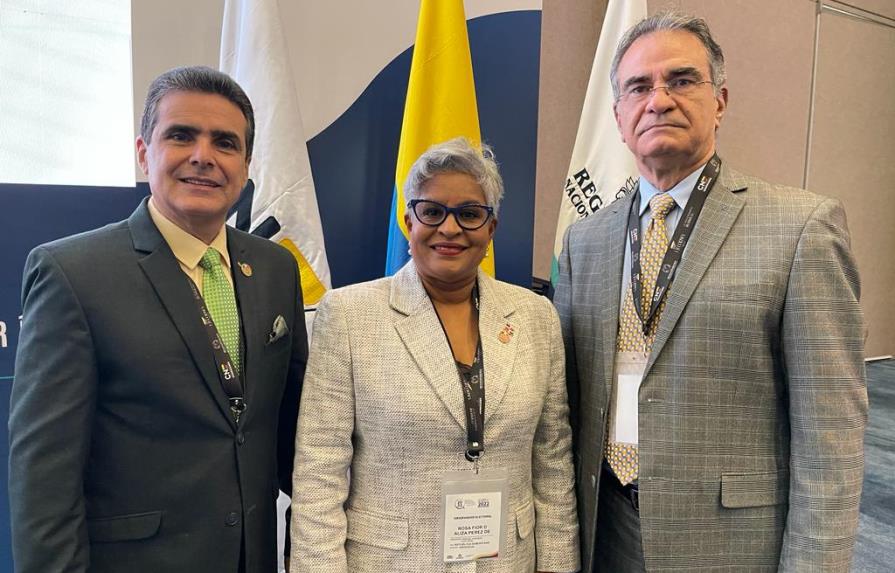 Jueces del TSE observarán segunda vuelta elecciones de Colombia