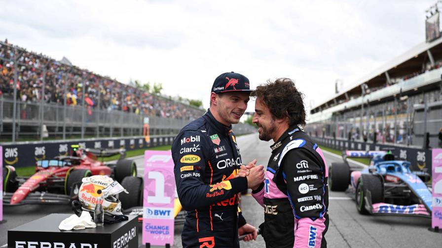 Verstappen logra la pole en Canadá tras duelo con Alonso bajo la lluvia
