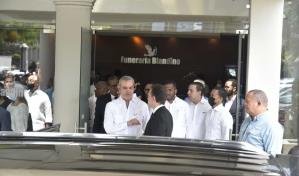 Presidente Abinader acude al velatorio de Ivonne Haza